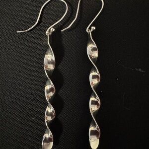 RARE FIND! Eden Hand Arts of Cape Cod Sterling Silver Icicle Earrings